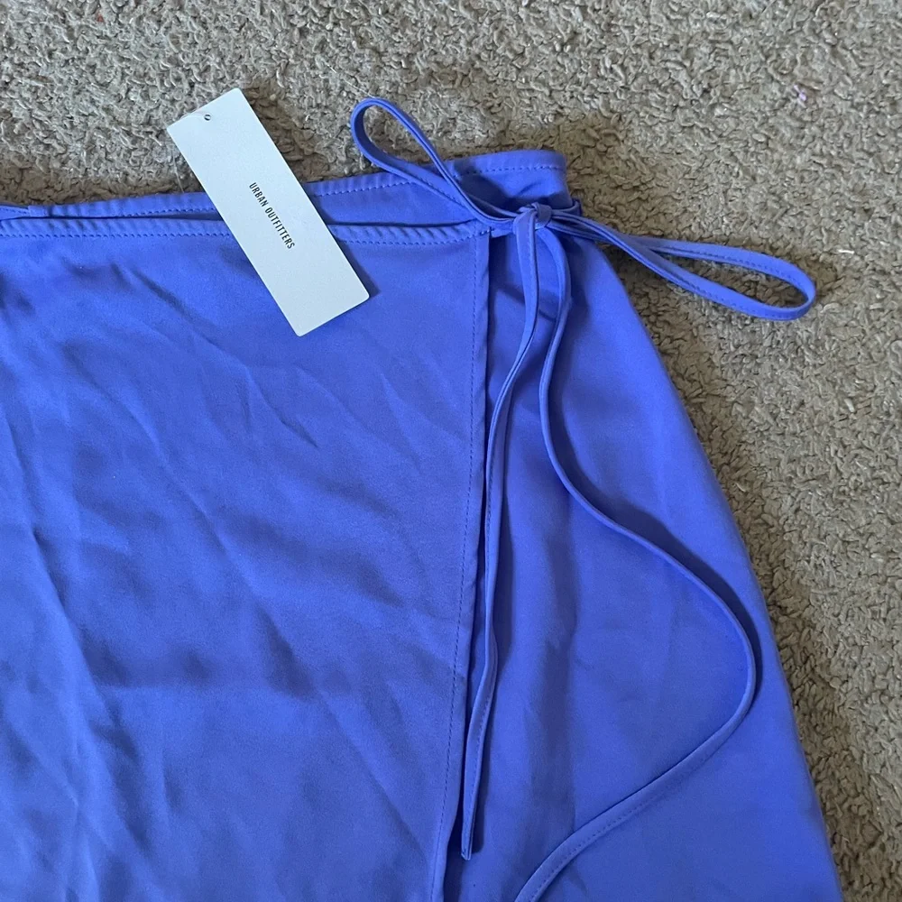 Urban Outfitters blue / purple mini skirt size small with lace on bottom NWT - Picture 8 of 13
